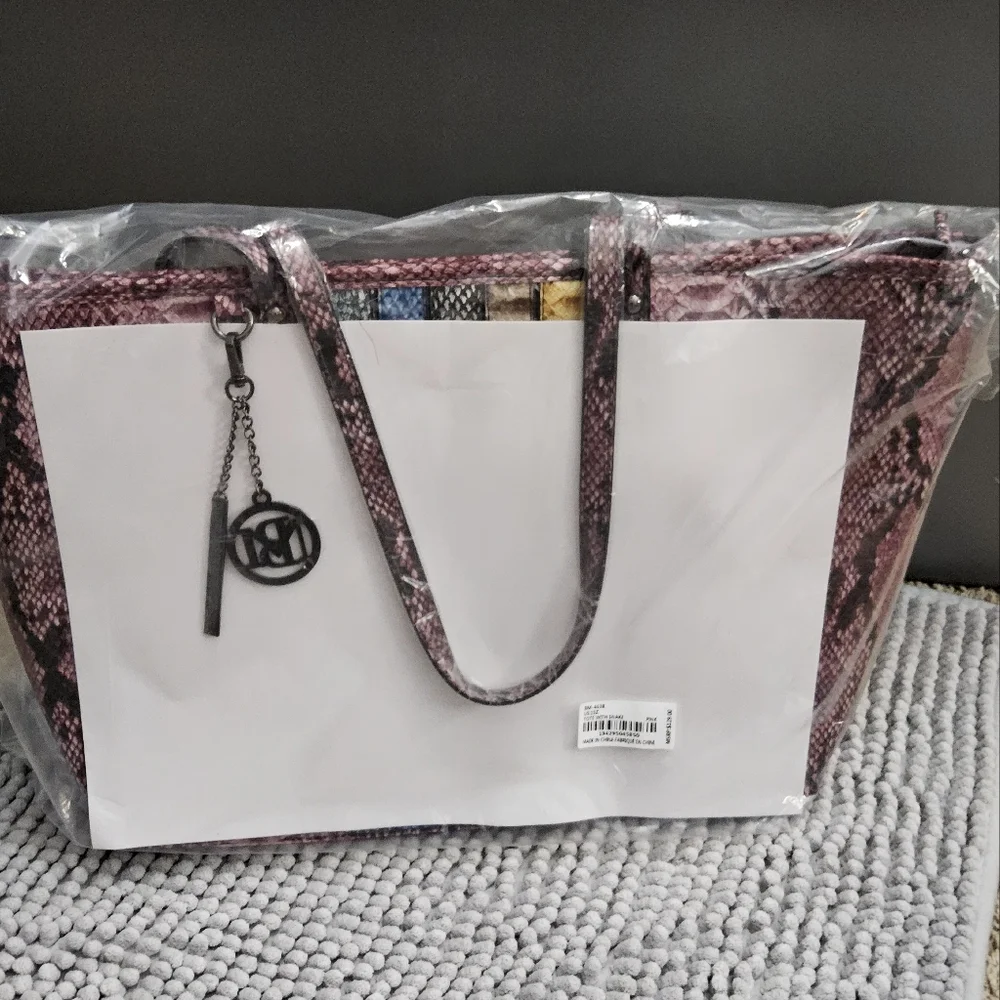 NWT Badgley Mischka Snake Print Design Tote